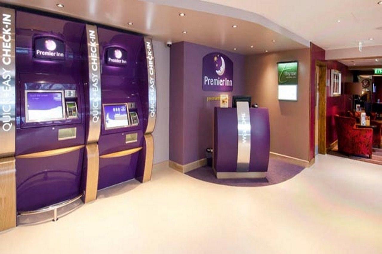 Premier Inn London Angel Islington Exteriör bild